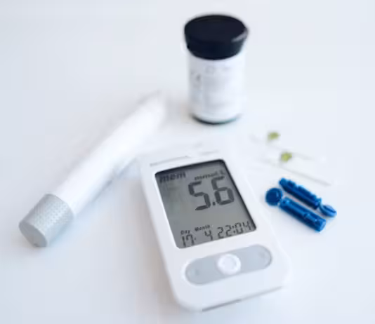 혈당 관리, 건강한 식단으로 시작하세요! 혈당 관리에 도움이 되는 음식과 피해야 할 음식은?