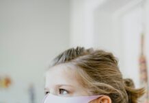 꽃가루 알레르기 주의보! 증상 완화하는 생활 습관