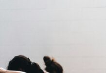 구부정한 겨울 자세, 필라테스로 바로잡는 ‘백 익스텐션(Back Extension)