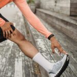초여름 야외활동 증가… 러닝·등산 전 스트레칭과 관절 관리 중요성 커져