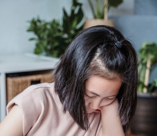 오래 앉는 학생·직장인, 2학기 시작과 함께 허리 건강도 다시 시작해야